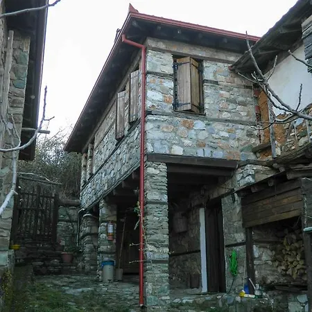 Apartment Klearchos *